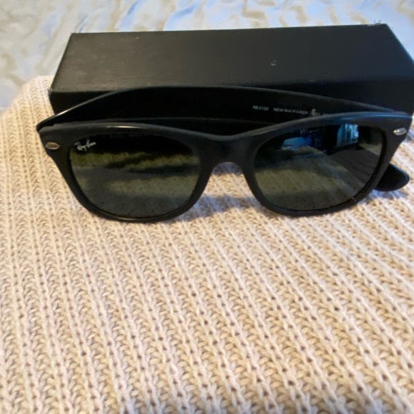 Ray-Ban Classic Black Sunglasses - Picture 1 of 5